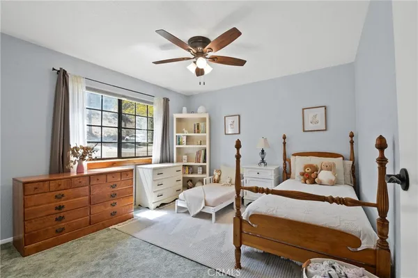 $525,000 | 1880 Blackbird Road, Wrightwood, CA 92397