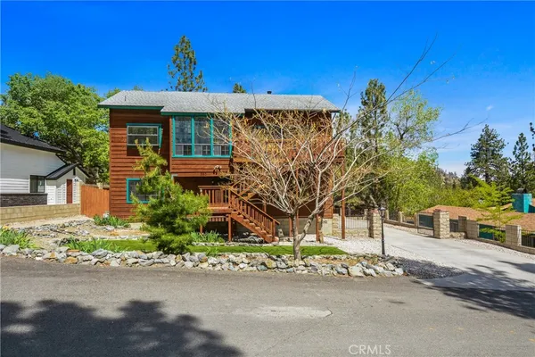 $525,000 | 1880 Blackbird Road, Wrightwood, CA 92397