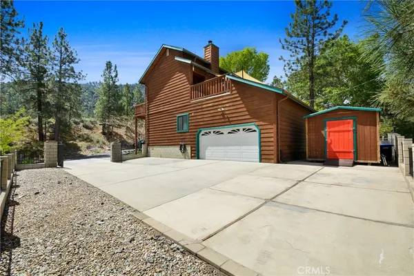 $525,000 | 1880 Blackbird Road, Wrightwood, CA 92397