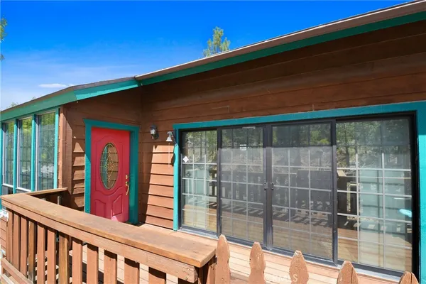 $525,000 | 1880 Blackbird Road, Wrightwood, CA 92397