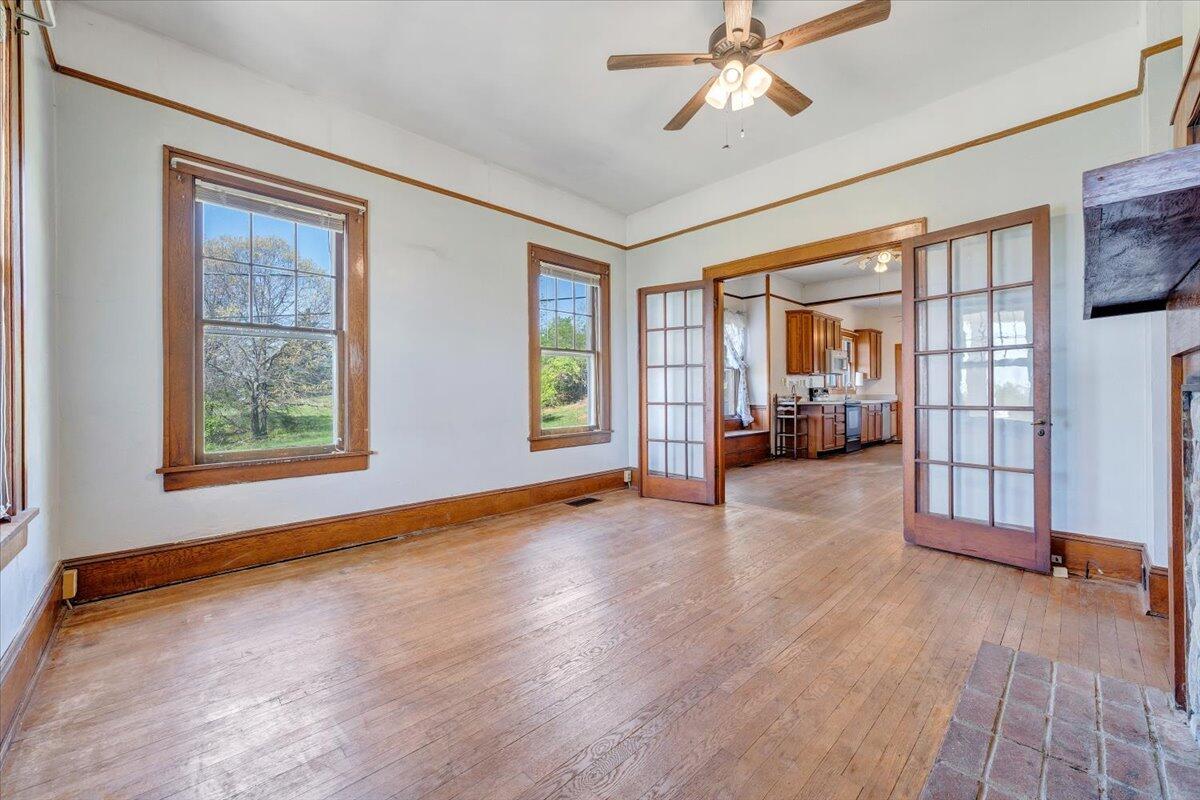 12173 Moneta Road Moneta, VA 24121 - Photo 13 of 86 11-MIB00576