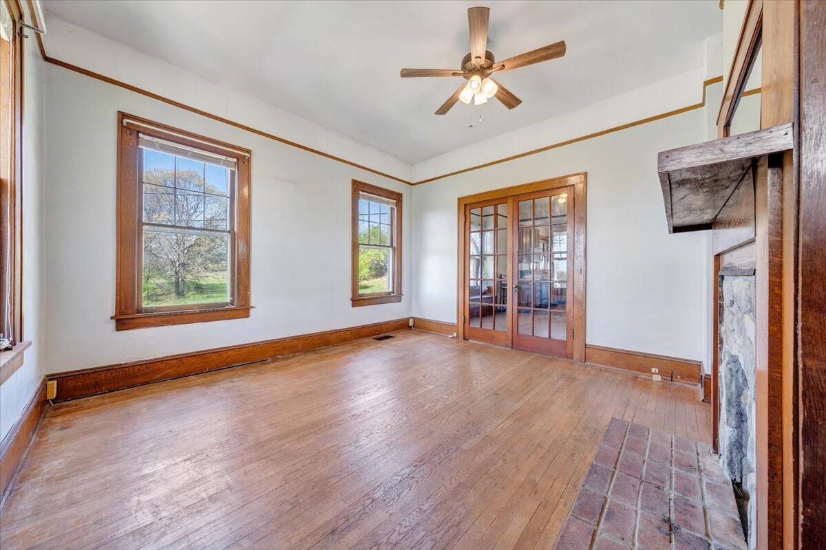 12173 Moneta Road Moneta, VA 24121 - Photo 14 of 86 12-MIB00561