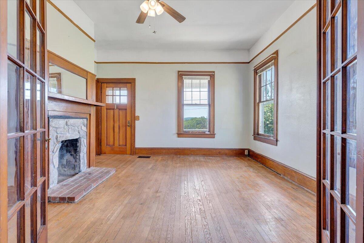 12173 Moneta Road Moneta, VA 24121 - Photo 15 of 86 13-MIB00567
