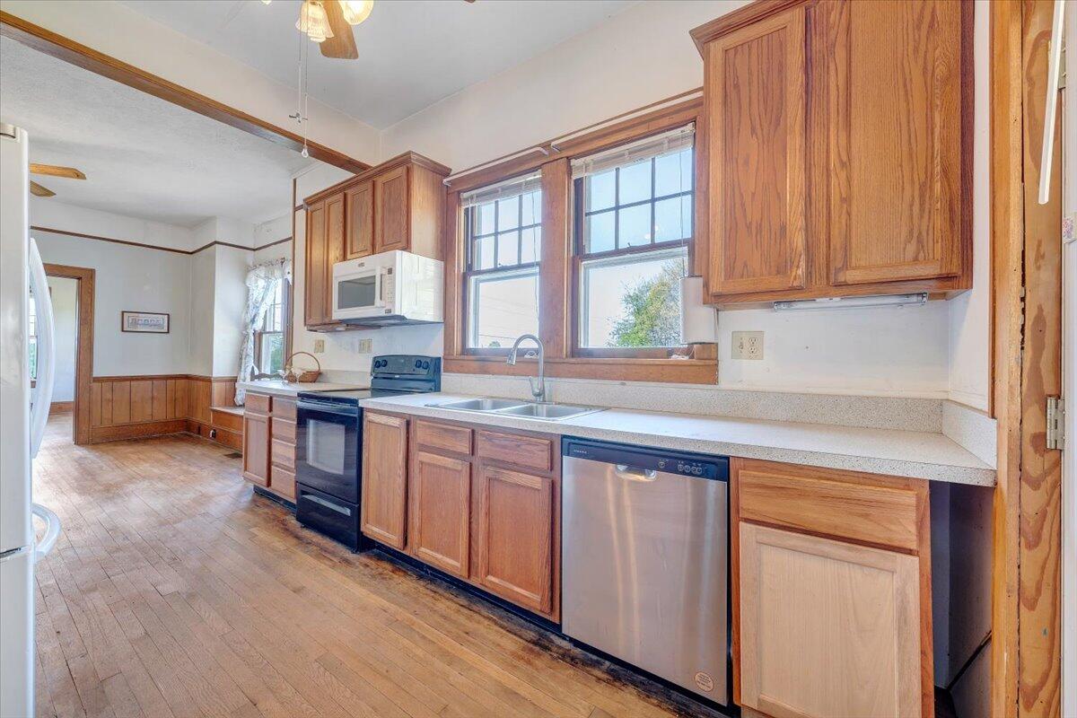 12173 Moneta Road Moneta, VA 24121 - Photo 29 of 86 27-MIB00618