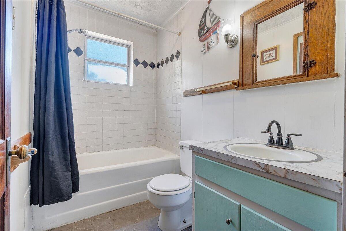 12173 Moneta Road Moneta, VA 24121 - Photo 35 of 86 33-MIB00639