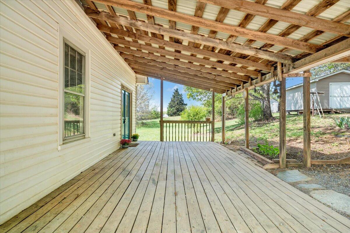 12173 Moneta Road Moneta, VA 24121 - Photo 51 of 86 49-MIB00753