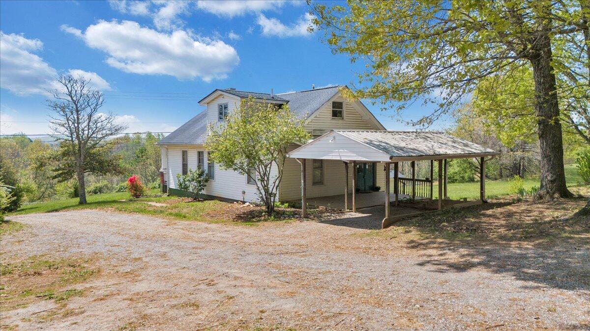 12173 Moneta Road Moneta, VA 24121 - Photo 54 of 86 52-DJI_20250418121715_0114_D