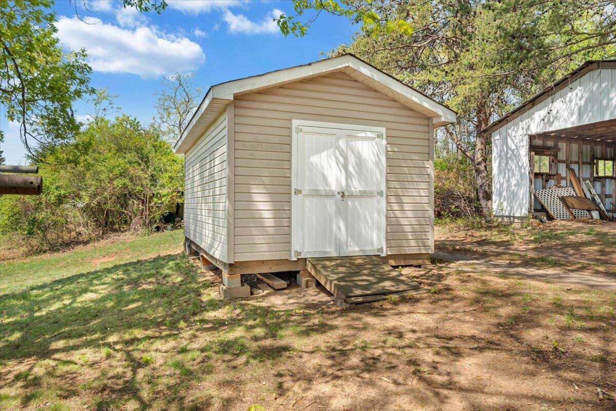 12173 Moneta Road Moneta, VA 24121 - Photo 63 of 86 61-MIB00732