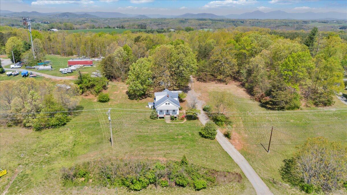 12173 Moneta Road Moneta, VA 24121 - Photo 77 of 86 79-DJI_20250418121545_0109_D