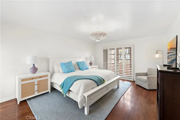 $7,995 | 462 Cliff Drive, Unit 1, Laguna Beach, CA 92651