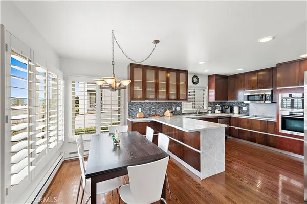 $7,995 | 462 Cliff Drive, Unit 1, Laguna Beach, CA 92651