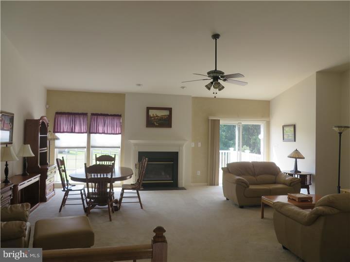 588 Convent Road Aston, PA 19014 - Photo 2 of 12 Family Room