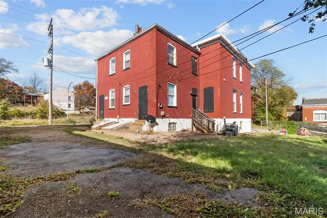 $300,000 | 126 Haven Street, St. Louis, MO 63111