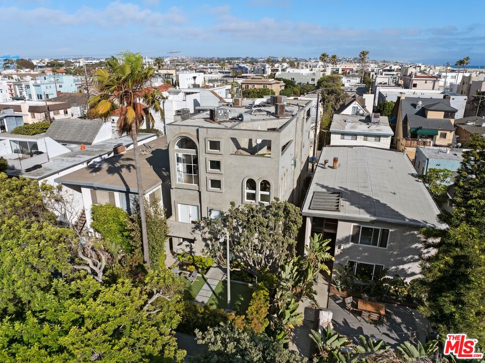 24 Eastwind Street, Unit 2 Marina del Rey, CA 90292 - Photo 46 of 46