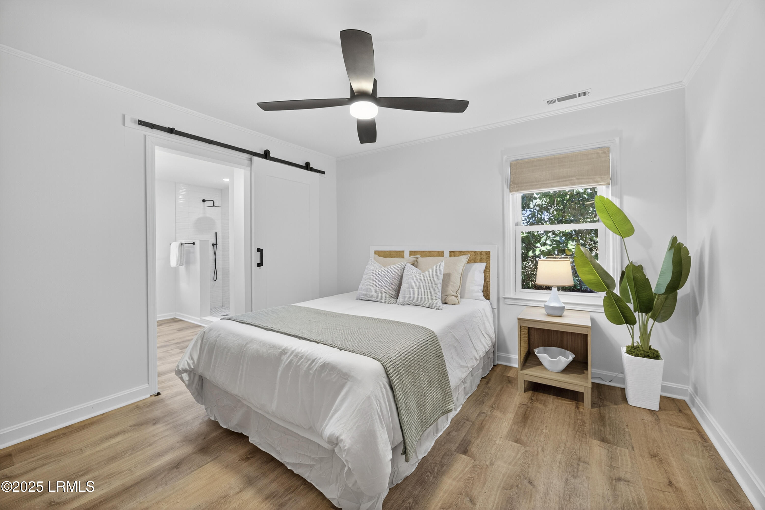 2301 State Rd S-7-386 Beaufort, SC 29902 - Photo 12 of 30 master Langhorne