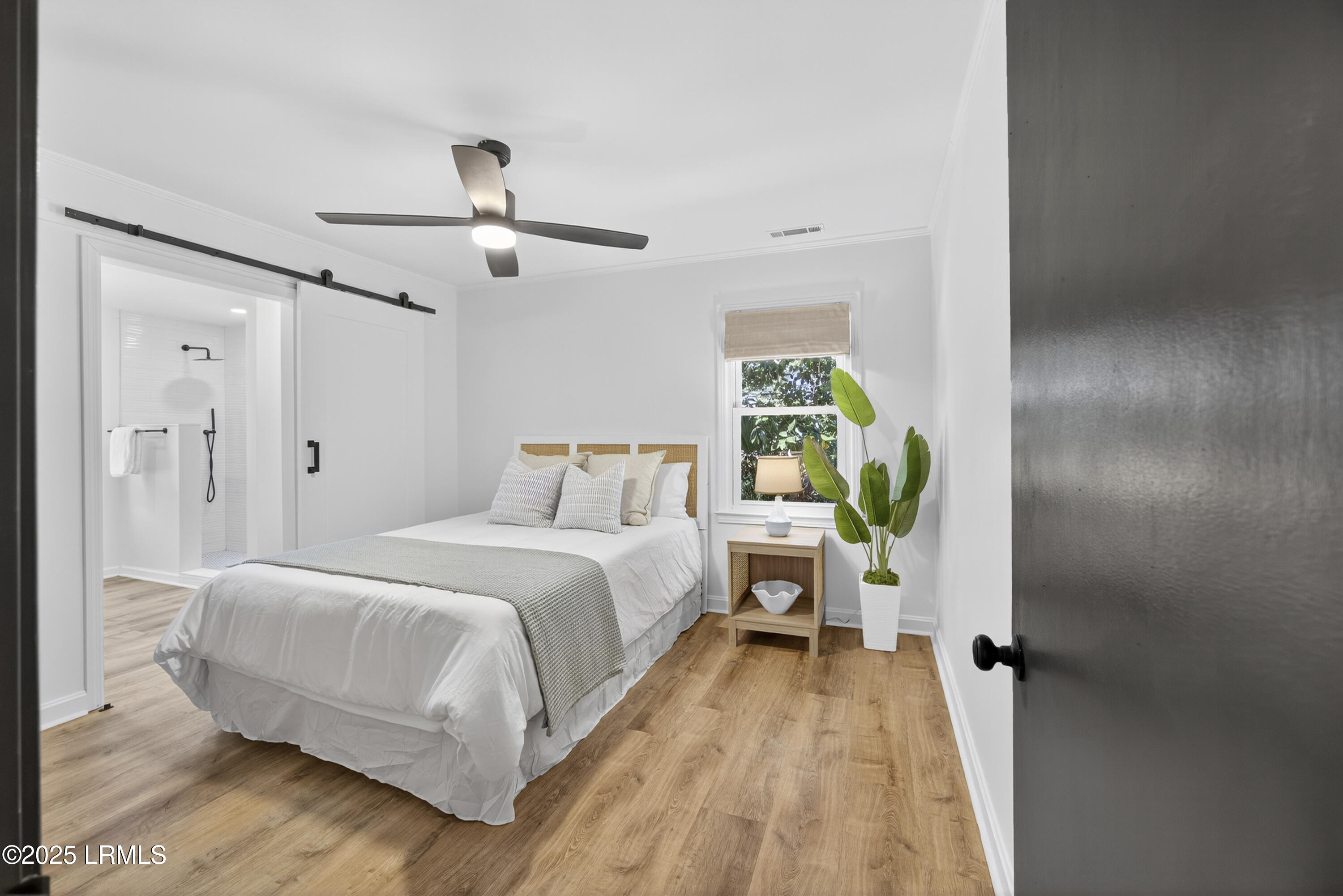 2301 State Rd S-7-386 Beaufort, SC 29902 - Photo 13 of 30 master Langhorne