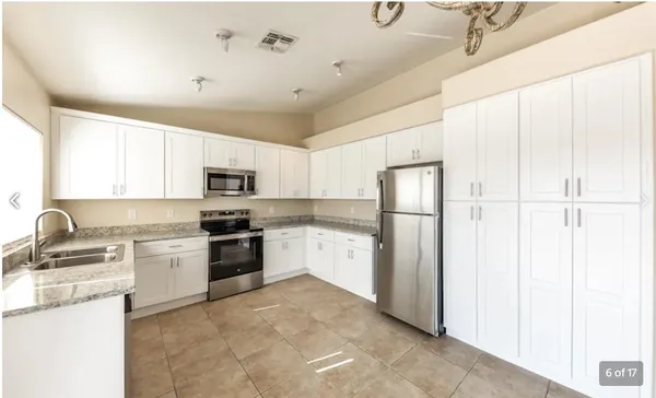 $1,990 | 6615 North 77th Drive, Glendale, AZ 85303