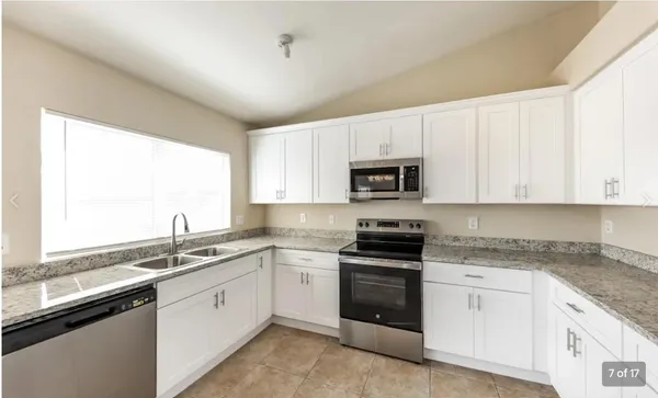 $1,990 | 6615 North 77th Drive, Glendale, AZ 85303