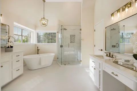 $1,199,000 | 4900 Cedar Street, Bellaire, TX 77401