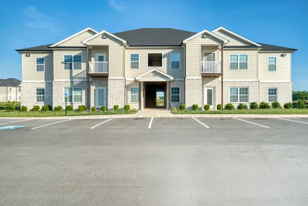 $1,500,000 | 338 Hillview Mls Boulevard, Bowling Green, KY 42101