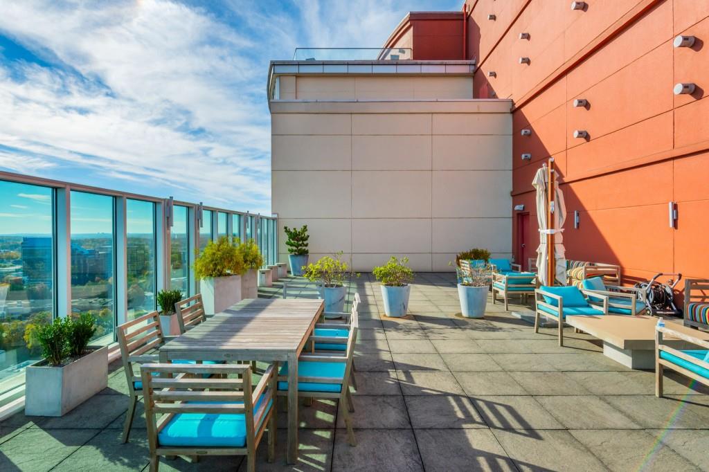 4561 Olde Perimeter Way, Unit 1701 Atlanta, GA 30346 - Photo 53 of 60