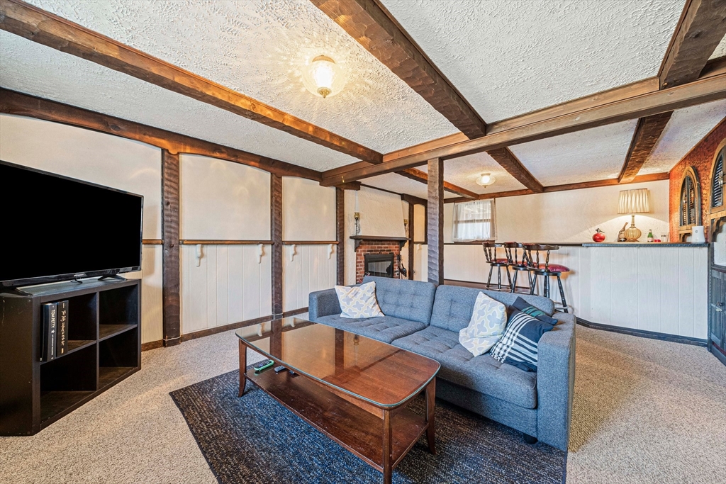 198 Corbett Road Stoughton, MA 02072 - Photo 29 of 42 Gallery Image 29