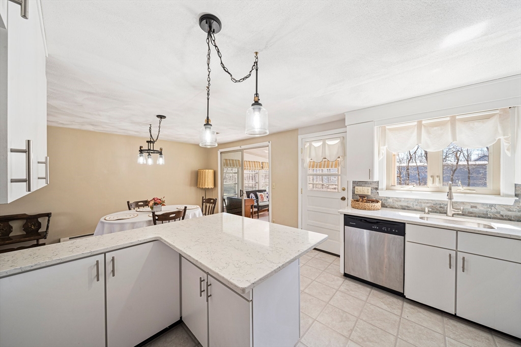 198 Corbett Road Stoughton, MA 02072 - Photo 9 of 42 Gallery Image 9