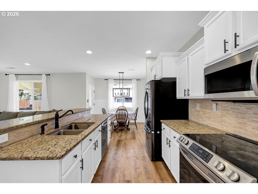 24969 Perkins Road Veneta, OR 97487 - Photo 13 of 28