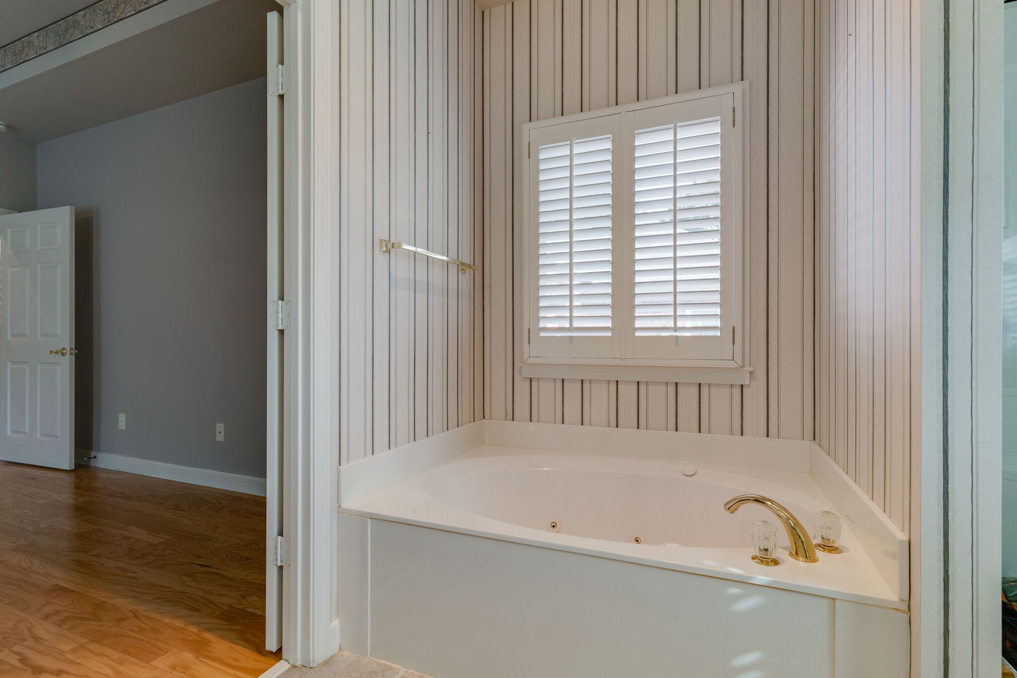 164 Stoners Glen Road Hermitage, TN 37076 - Photo 26 of 37 a bathroom with a bathtub and window