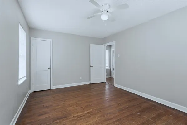 $945 | 1226 5th Avenue North, Texas City, TX 77590