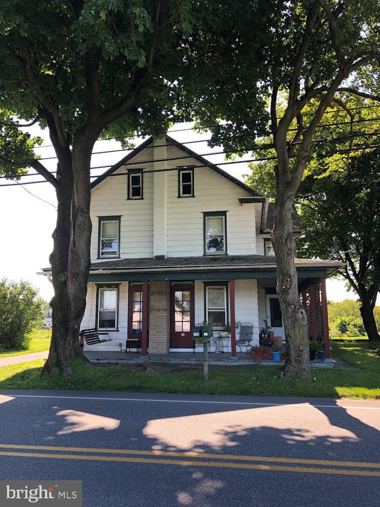 15 Loop Road Lititz, PA 17543 - Photo 1 of 15