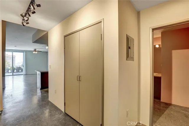 $640,000 | 285 West 6th Street, Unit 327, San Pedro, CA 90731