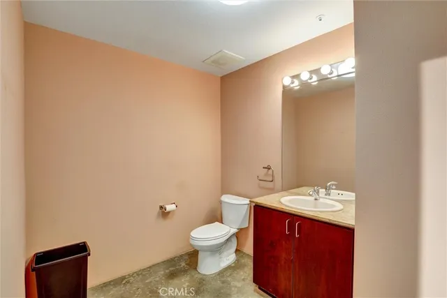 $640,000 | 285 West 6th Street, Unit 327, San Pedro, CA 90731