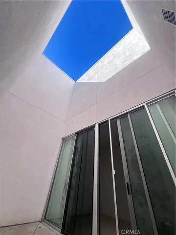 $640,000 | 285 West 6th Street, Unit 327, San Pedro, CA 90731