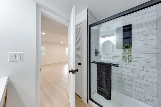 $579,900 | 3023 North Windsor Drive, Arlington Heights, IL 60004