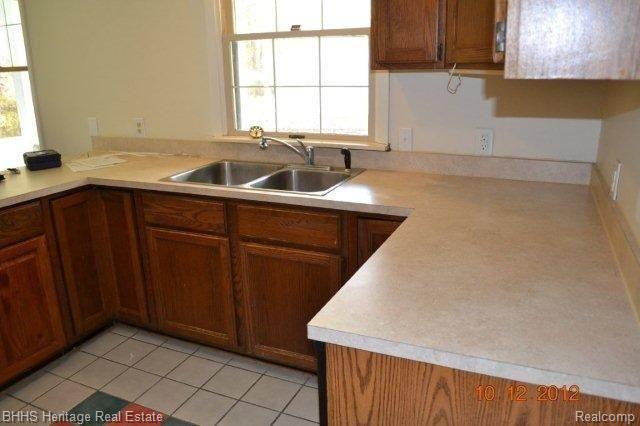 6849 Dunn Road Howell, MI 48855 - Photo 9 of 25 Kitchen