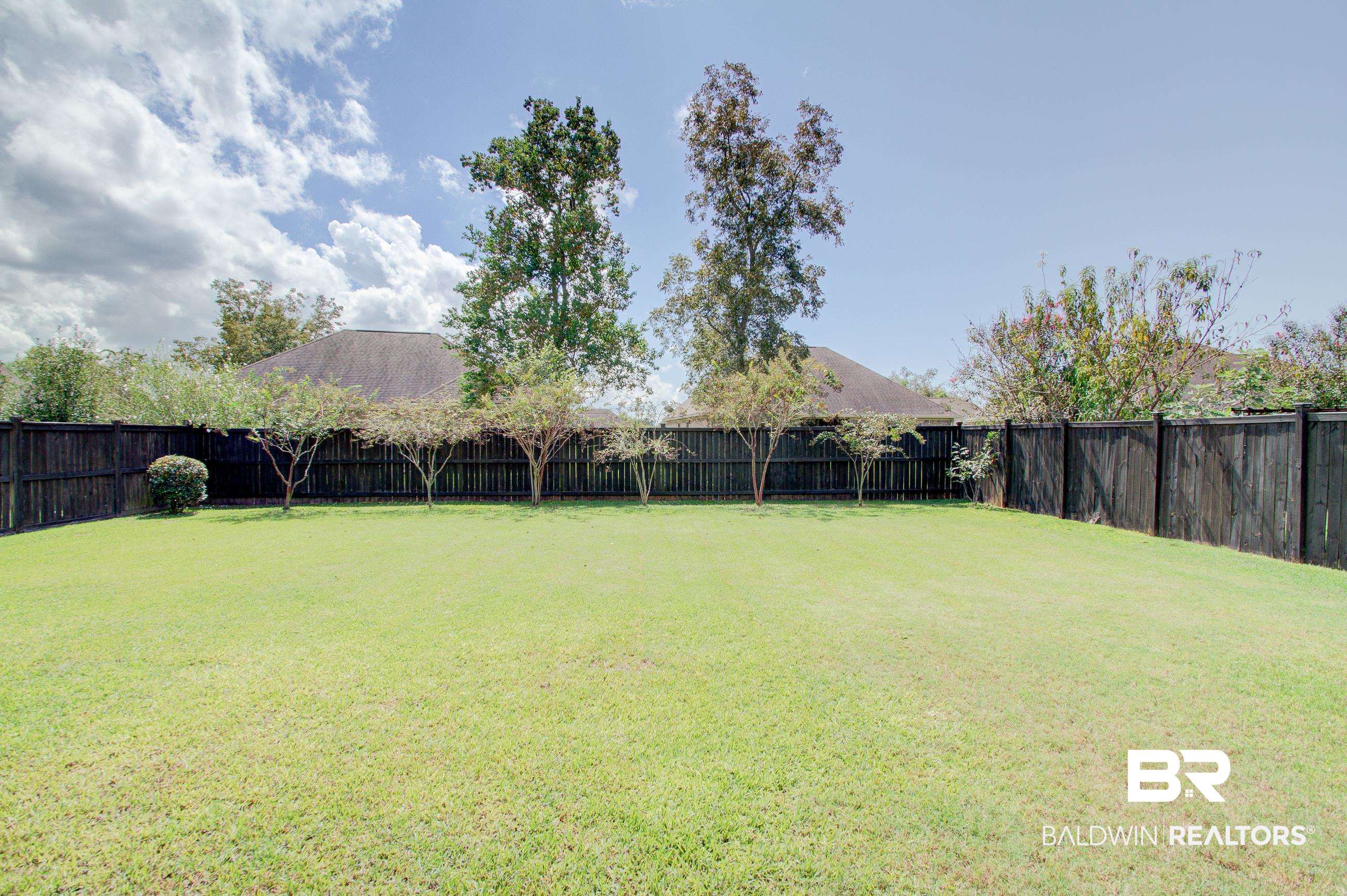 8625 Rosedown Lane Daphne, AL 36526 - Photo 24 of 29 View of yard