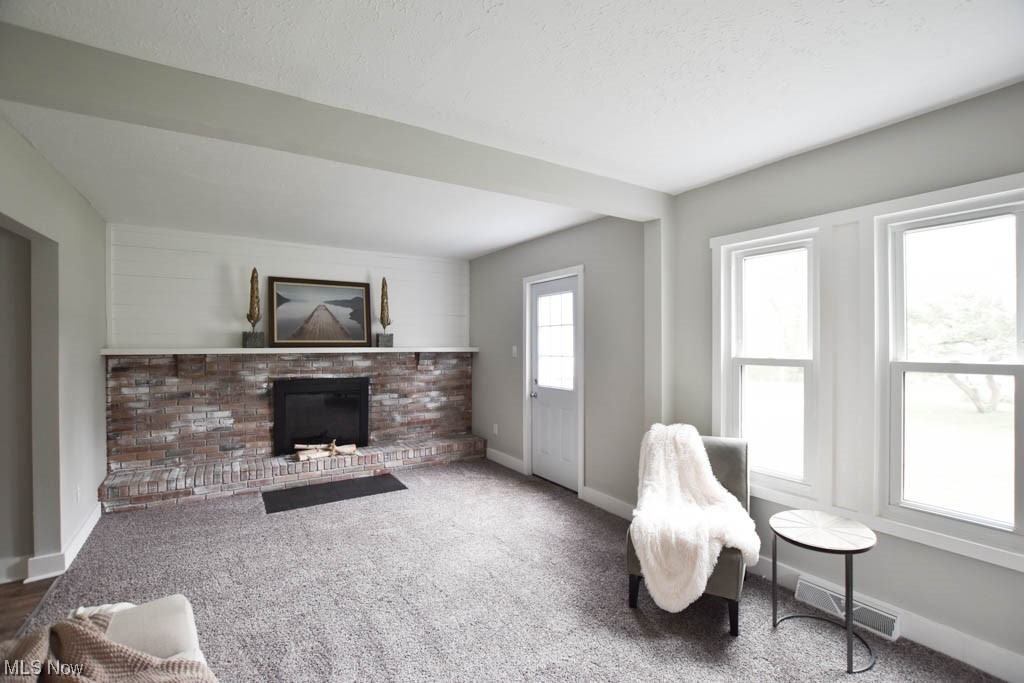 1747 Faye Road Akron, OH 44306 - Photo 3 of 27 Living Room
