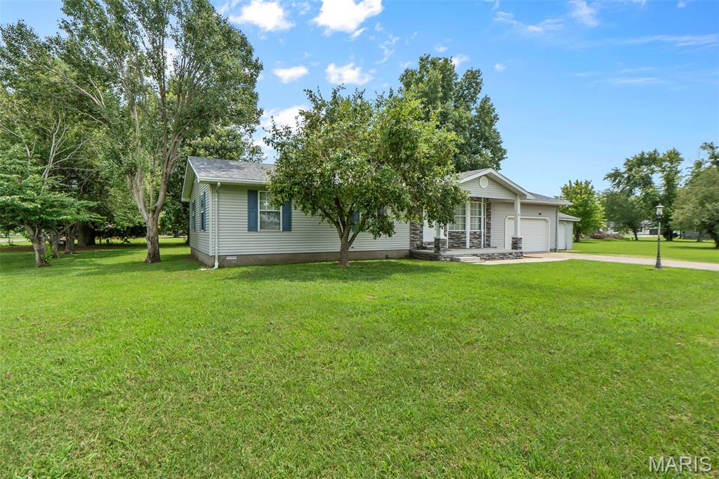 8 Elizabeth Road Sikeston, MO 63801 - Photo 3 of 25