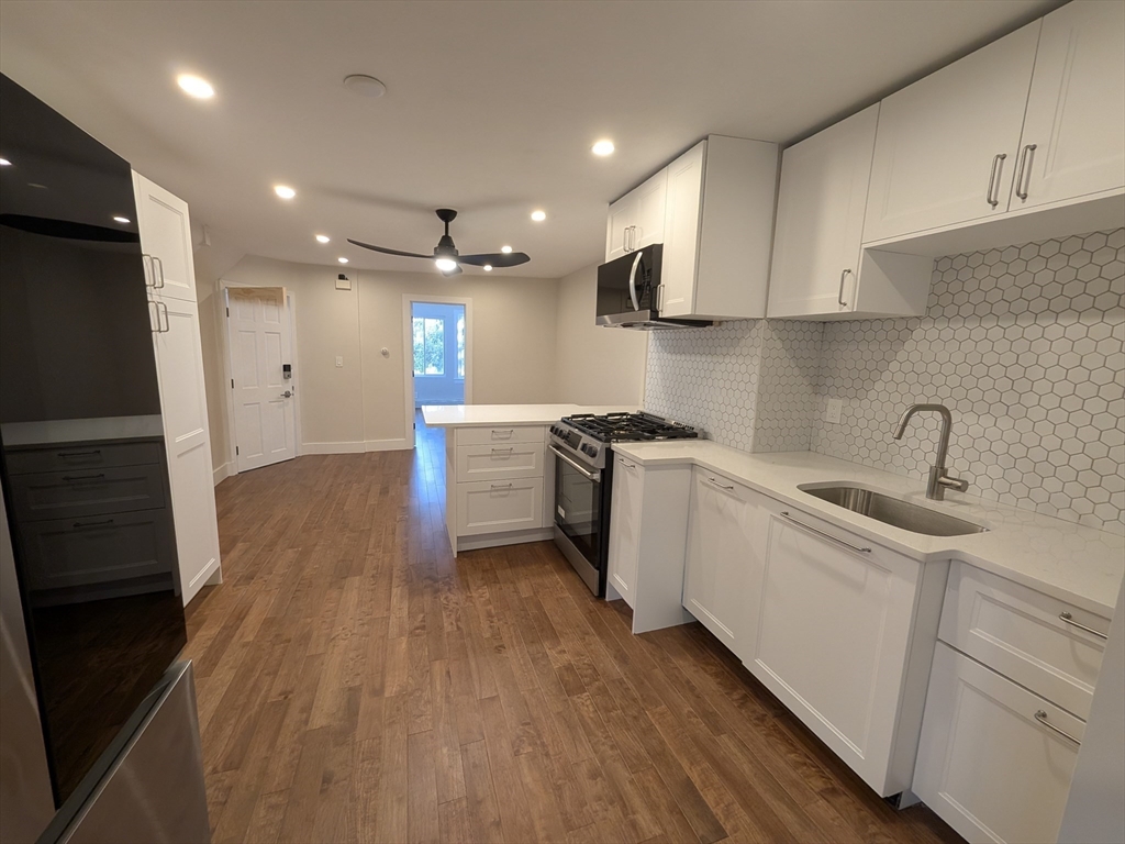 91 Marginal Street, Unit 1 Boston, MA 02128 - Photo 3 of 10 Gallery Image 3