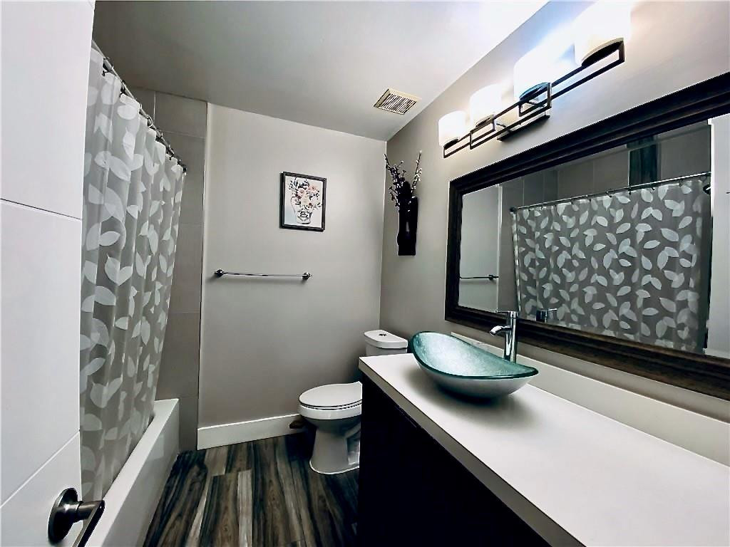 447 Lakeview Drive, Unit 3 Weston, FL 33326 - Photo 7 of 13 Photo 7