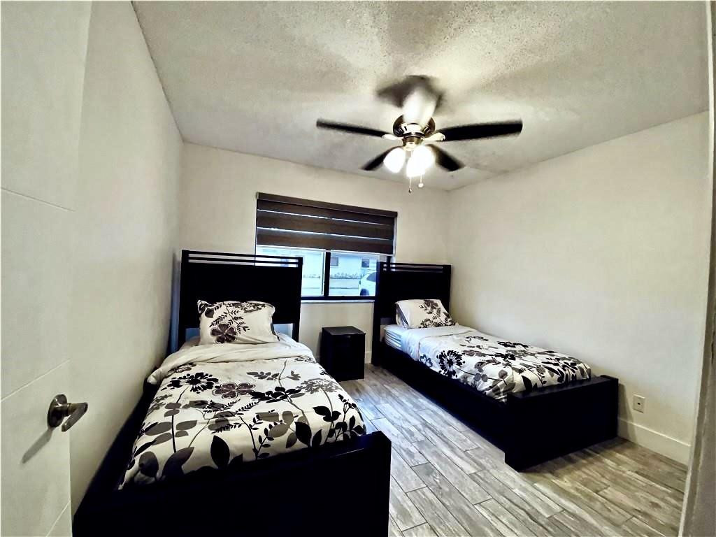 447 Lakeview Drive, Unit 3 Weston, FL 33326 - Photo 9 of 13 Photo 9