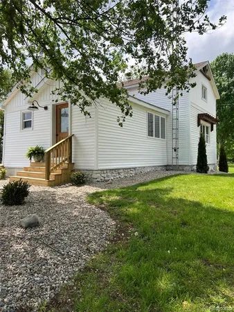 $239,900 | 12301 Niblock Road, Chesaning, MI 48616