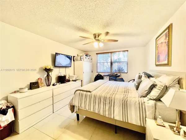 $2,075 | 8255 Lake Drive, Unit 102, Doral, FL 33166