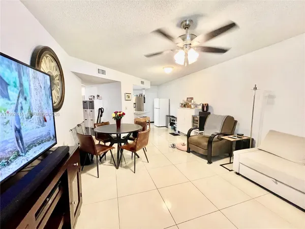 $2,075 | 8255 Lake Drive, Unit 102, Doral, FL 33166