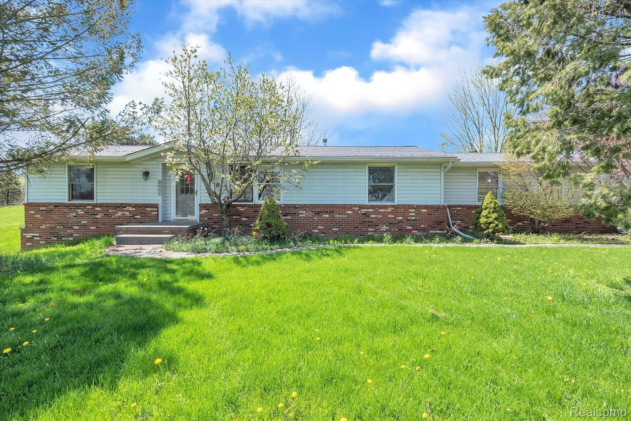 2662 South Latson Road Howell, MI 48843 - Photo 1 of 36 02-2662-S-Latson-Rd-WindowStill-Real-Estate-Photography-2.jpg