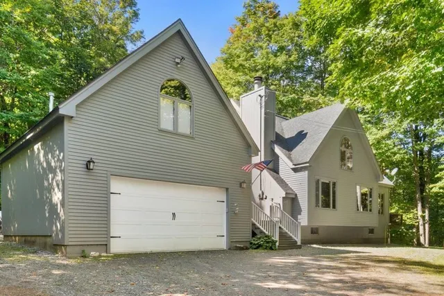 $620,000 | 72 Colonial Ridge Road, West Dover, VT 05356