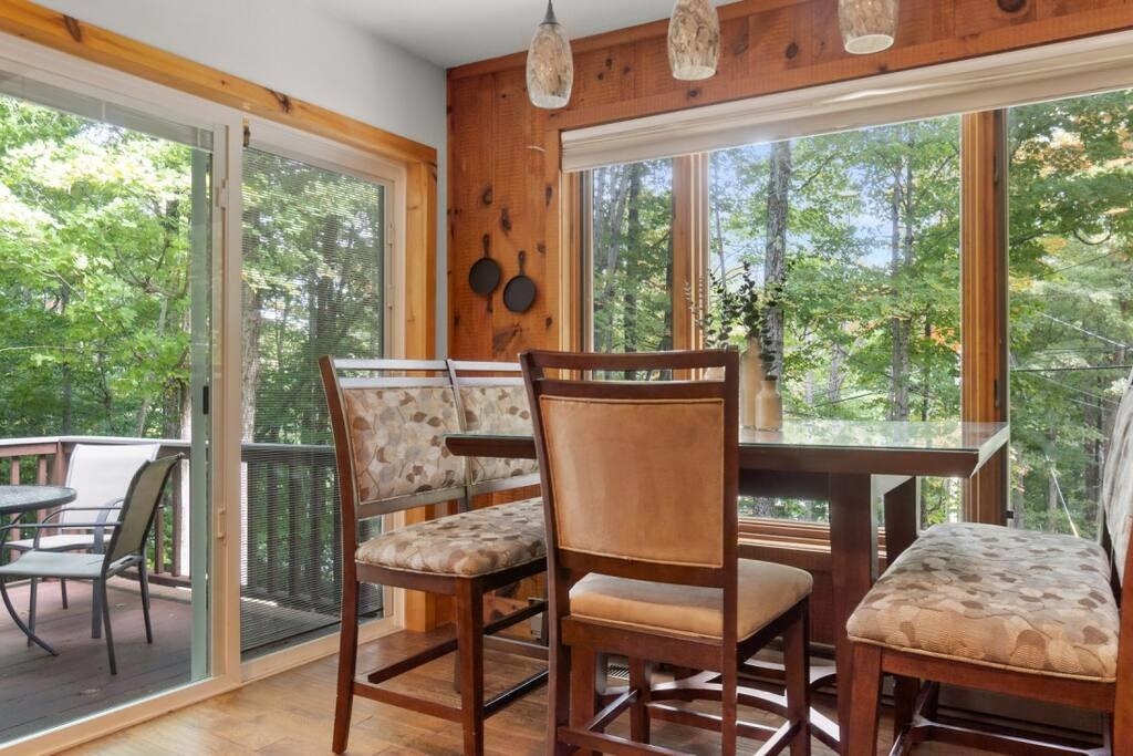 72 Colonial Ridge Road West Dover, VT 05356 - Photo 4 of 29