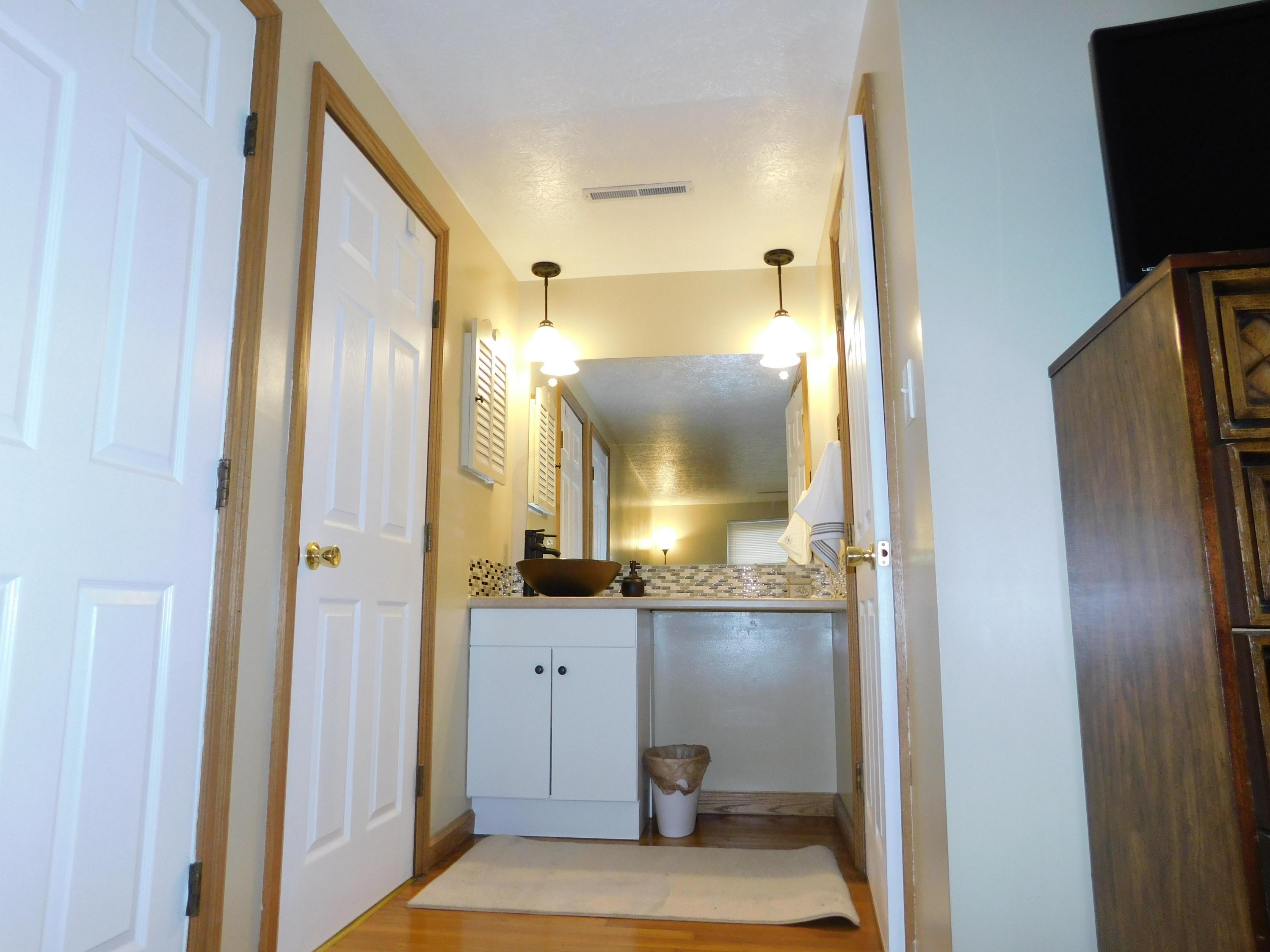 1577 Fall Brook Road Columbus, OH 43223 - Photo 14 of 28 Gallery Image 14