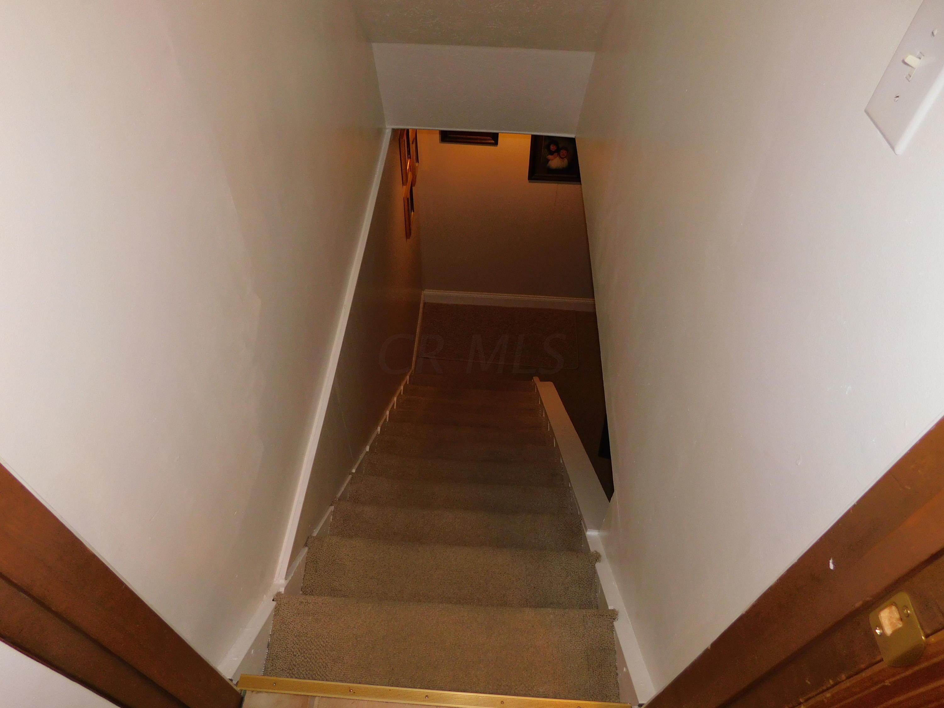 1577 Fall Brook Road Columbus, OH 43223 - Photo 21 of 28 Gallery Image 21
